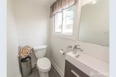 67 Pinho Avenue, Carteret, NJ 07008 - Photo 14