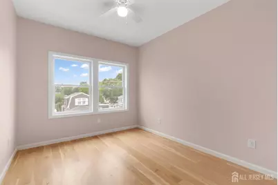 [Address not provided], Middletown, NJ 07748 - Photo 18