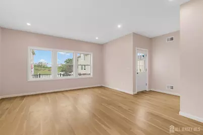 [Address not provided], Middletown, NJ 07748 - Photo 14
