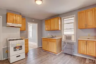 195 Pulaski Ave, Sayreville, NJ 08872 - Photo 4