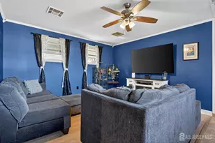 77 W Arthur Pl, Iselin, NJ 08830 - Photo 12