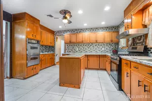 6 Russell St, East Brunswick Township, NJ 08816 - Photo 8