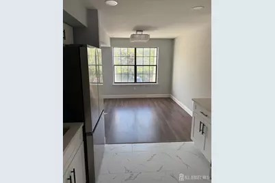 1008 Hidden Village Drive, Perth Amboy, NJ 08861 - Photo 8