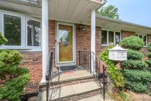 27 Fagan Pl, Colonia, NJ 07067 - Photo 2