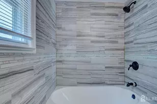 32 Embroidery St, Sayreville, NJ 08872 - Photo 8