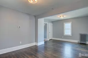 32 Embroidery St, Sayreville, NJ 08872 - Photo 10
