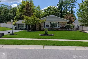 26 Inglewood Ln, Aberdeen Township, NJ 07747 - Photo 32