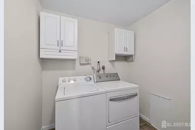 26 Inglewood Lane, Aberdeen Township, NJ 07747 - Photo 22