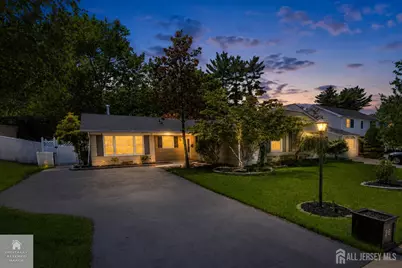 26 Inglewood Lane, Aberdeen Township, NJ 07747 - Photo 34
