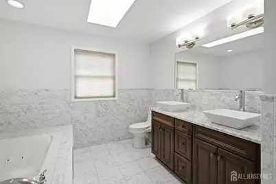 9 Trista Way, South Plainfield, NJ 07080 - Photo 12