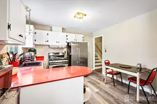 4 Lynbrook Pl, East Brunswick Township, NJ 08816 - Photo 10
