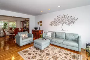 136 Coburn Ln, Franklin Township, NJ 08873 - Photo 8