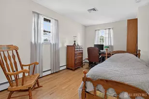 1270 Sioux Rd, North Brunswick Township, NJ 08902 - Photo 32