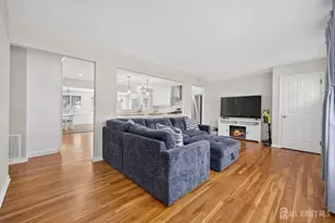 16 Mercury Cir, Old Bridge Township, NJ 08879 - Photo 6