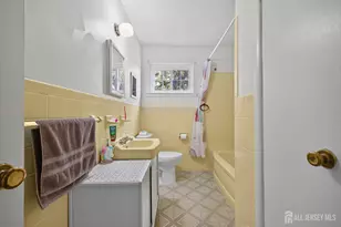16 Mercury Cir, Old Bridge Township, NJ 08879 - Photo 24