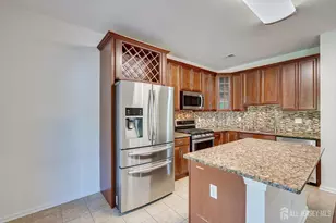 74 Andrews Way, Piscataway Township, NJ 08854 - Photo 8