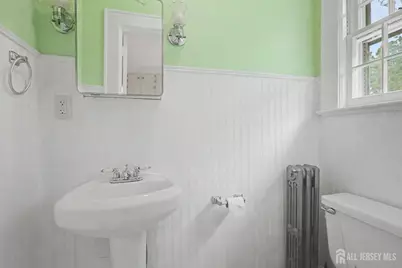 21 Elm Place, Milltown, NJ 08850 - Photo 10