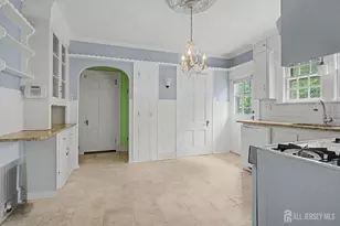 21 Elm Pl, Milltown, NJ 08850 - Photo 8