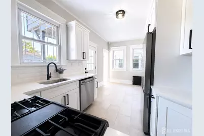 441 Compton Avenue, Perth Amboy, NJ 08861 - Photo 8