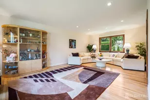 5 Sussex Rd, East Brunswick Township, NJ 08816 - Photo 4
