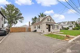18 Tappen St, Avenel, NJ 07001 - Photo 2