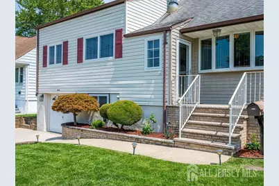 40 Concannon Drive, Fords, NJ 08863 - Photo 4