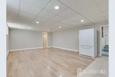 40 Concannon Drive, Fords, NJ 08863 - Photo 30