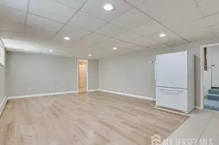 40 Concannon Dr, Fords, NJ 08863 - Photo 30