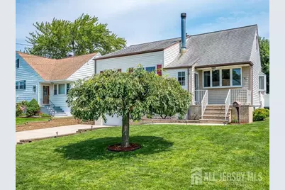 40 Concannon Drive, Fords, NJ 08863 - Photo 2