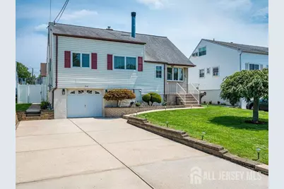 40 Concannon Drive, Fords, NJ 08863 - Photo 1