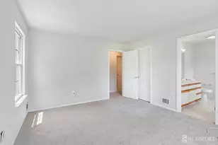 11 Crop Ct, Tinton Falls, NJ 07753 - Photo 4