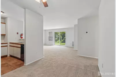11 Crop Court, Tinton Falls, NJ 07753 - Photo 12