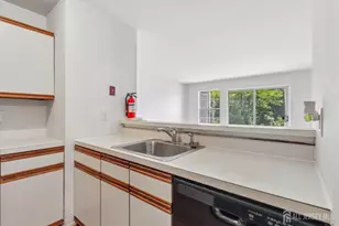 11 Crop Ct, Tinton Falls, NJ 07753 - Photo 28