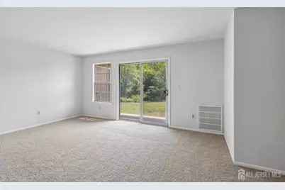 11 Crop Court, Tinton Falls, NJ 07753 - Photo 8