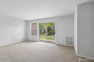 11 Crop Ct, Tinton Falls, NJ 07753 - Photo 8