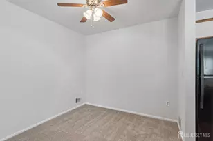 11 Crop Ct, Tinton Falls, NJ 07753 - Photo 6