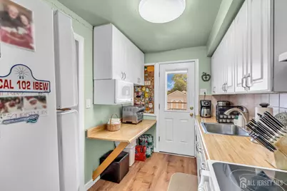 686 Colgate Avenue, Perth Amboy, NJ 08861 - Photo 16