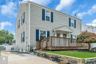686 Colgate Ave, Perth Amboy, NJ 08861 - Photo 2
