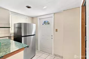 128 Lewis St, Perth Amboy, NJ 08861 - Photo 8