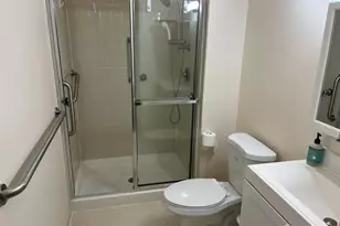 142 Wycoff Way W, East Brunswick Township, NJ 08816 - Photo 22