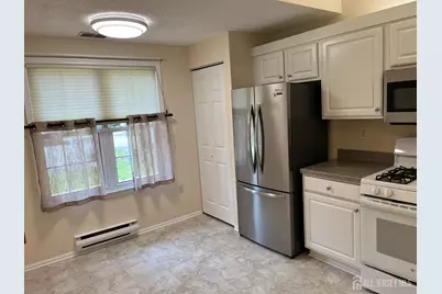 142 Wycoff Way W, East Brunswick Township, NJ 08816 - Photo 12