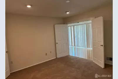 142 Wycoff Way W, East Brunswick Township, NJ 08816 - Photo 20