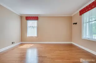 11 Lafayette Dr, South Brunswick Township, NJ 08824 - Photo 10