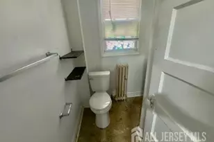50 Harvey St, New Brunswick, NJ 08901 - Photo 10