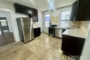 50 Harvey St, New Brunswick, NJ 08901 - Photo 6