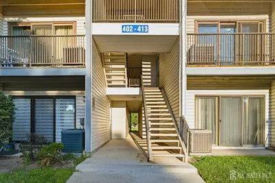 407 Lancaster Court #2F, Piscataway Township, NJ 08854 - Photo 2