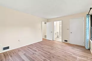407 Lancaster Ct, Piscataway Township, NJ 08854 - Photo 16