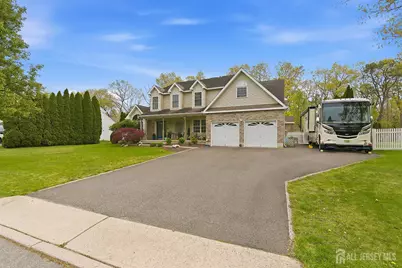 137 Heatherington Court, Lacey Township, NJ 08734 - Photo 4