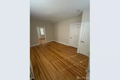 [Address not provided], Woodbridge Township, NJ 07095 - Photo 6