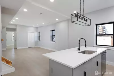 365 George Street #5, New Brunswick, NJ 08901 - Photo 8